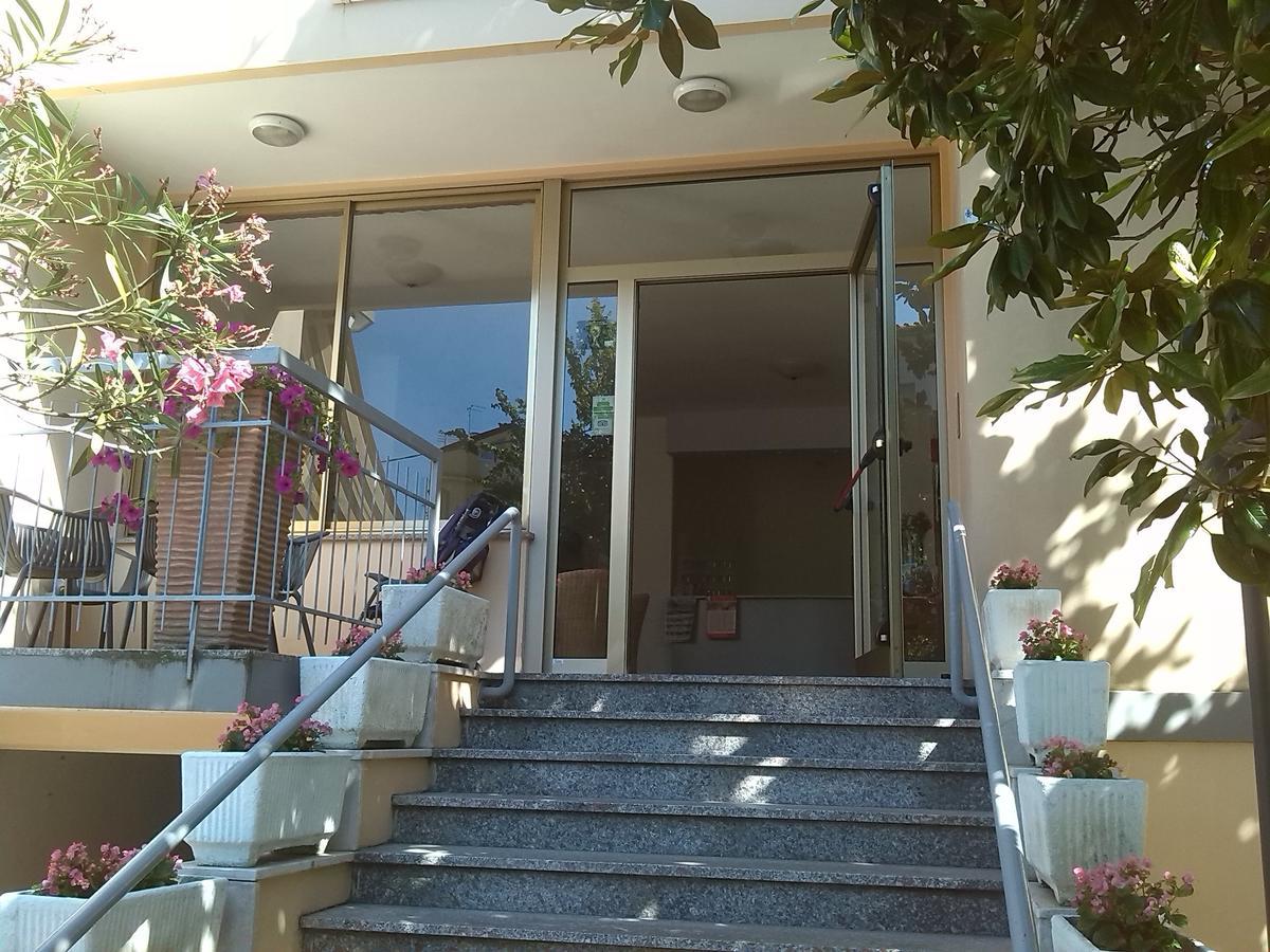 K2 Hotel Cattolica Dış mekan fotoğraf